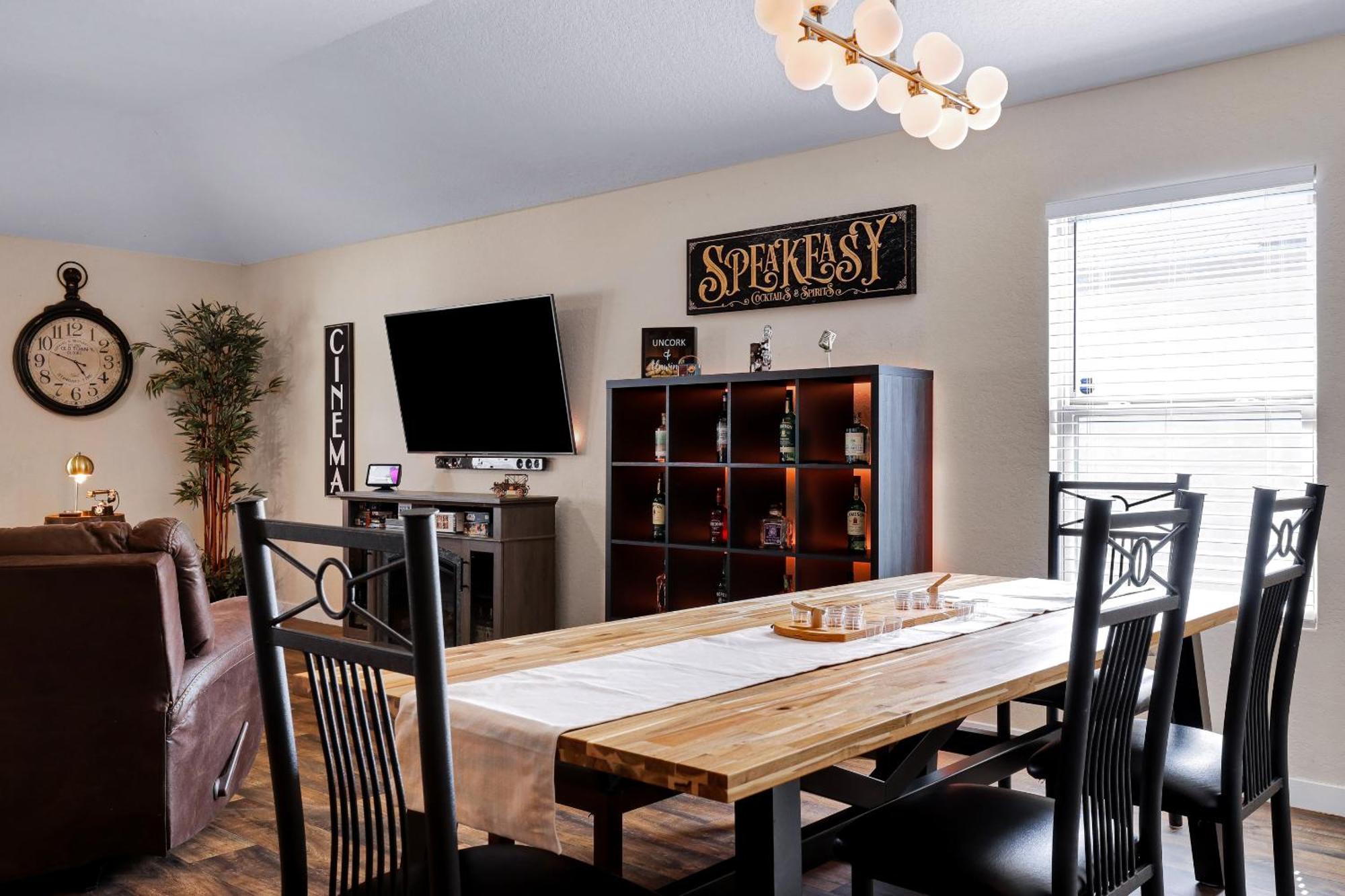 Speakeasy - A Birdy Vacation Rental San Antonio Exteriér fotografie