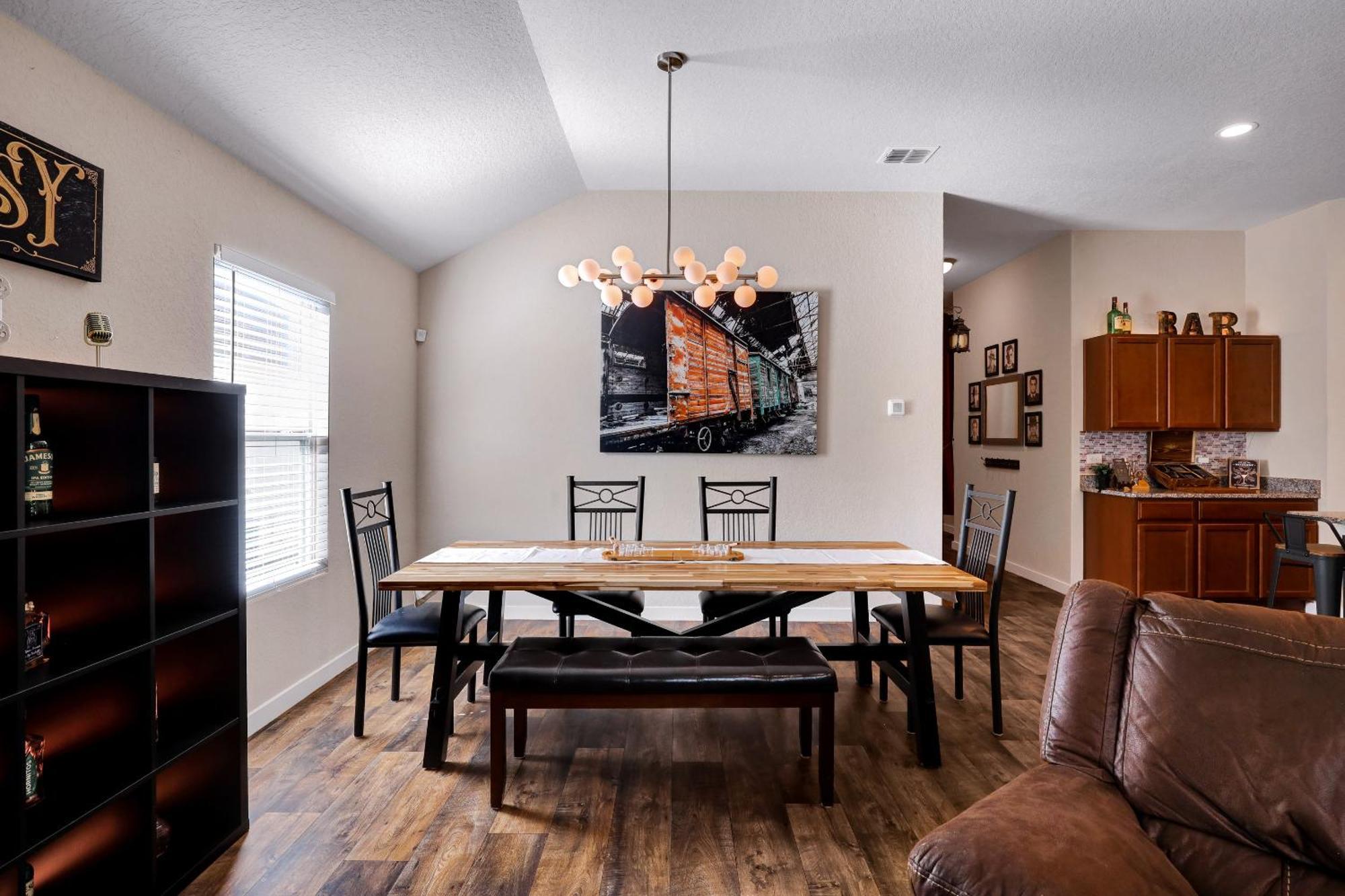 Speakeasy - A Birdy Vacation Rental San Antonio Exteriér fotografie